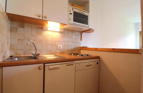 Termignon Apartment | Appartement cosy 4 pers au pied des pistes, balcon et Wifi - FR-1-508-128