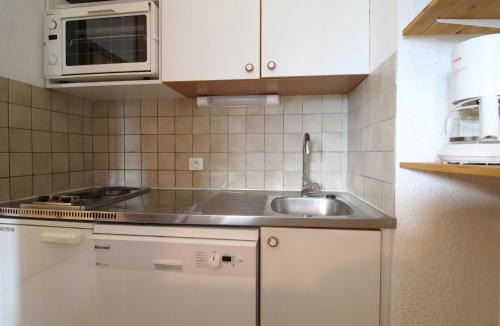 Termignon Apartment | Appartement cosy 4 pers, pied des pistes, balcon, parking, WiFi - FR-1-508-192
