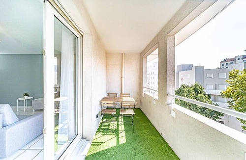 Tonkin Sud Apartment | Appartement cosy avec balcony and garage-Charpennes