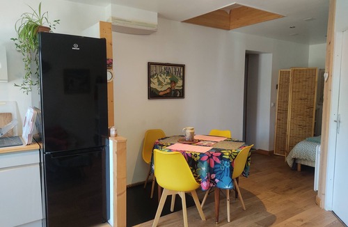 Villy-le-Pelloux Apartment | Appartement Dans Maison de Village, au Calme, Entre Annecy et Genève