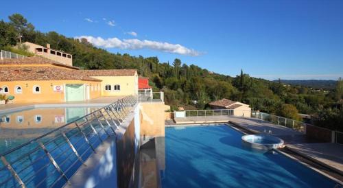 Callian Apartment | Appartement dans Residence – Le Domaine de Camiole