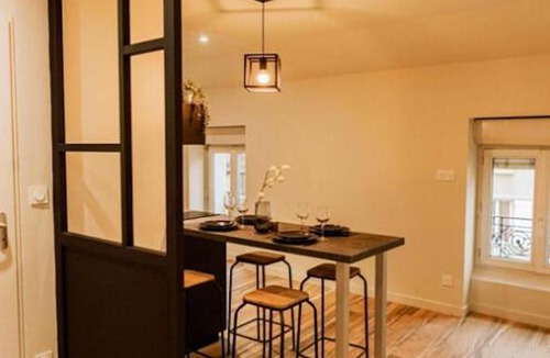 Saint-Chamond Apartment | Appartement de 2 chambres avec wifi a Saint Chamond