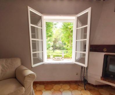 Rustrel Apartment | Appartement de charme au calme avec piscine, au pied du Colorado provençal, cœur du Luberon