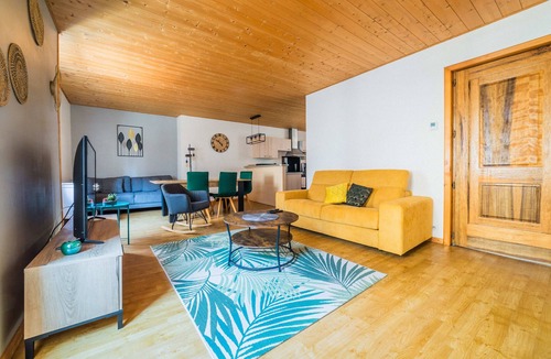 Brive-la-Gaillarde Apartment | Appartement chalereux - 2 chambres