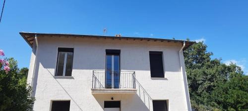 Montaleigne Apartment | Appartement 4 p neuf dans haut de villa , clim, parking, jardin
