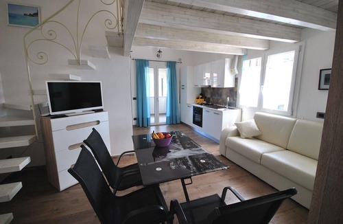 Orosei Apartment | Appartement in Orosei with Common Pool
