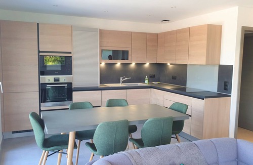 Cessenaz House | Appartement Laudon