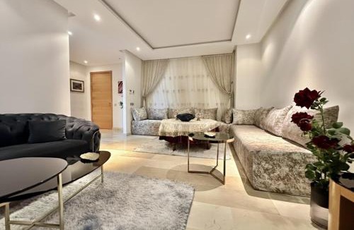 Hay Riad Apartment | Appartement Moderne 2 Chambres - Piscine