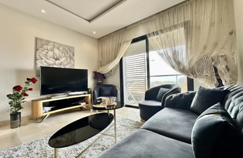 Hay Riad Apartment | Appartement Moderne 2 Chambres - Piscine