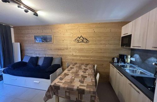 Auris Apartment | Appartement moderne 2 pièces au pied des pistes à Auris en Oisans - FR-1-297-355