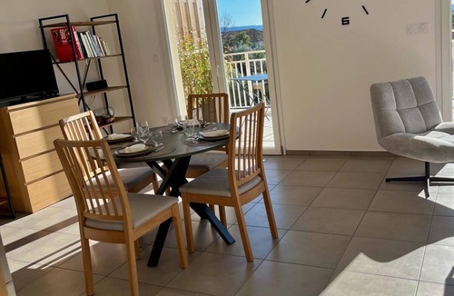Cleon-d'Andran Apartment | Appartement Proche de Toutes Commodité Avec vue Imprenable!