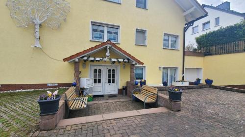 Wernborn Apartment | Appartements & Ferienwohnungen Wolf