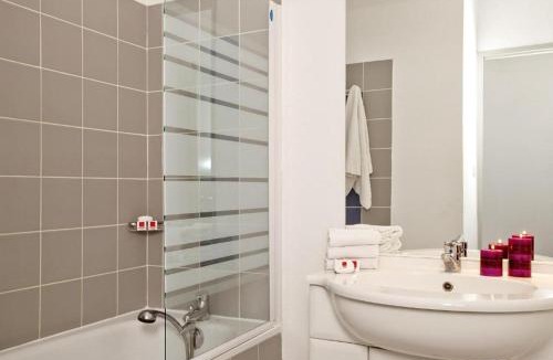 Manosque Apartment | Apparthotel Séjours & Affaires Manosque