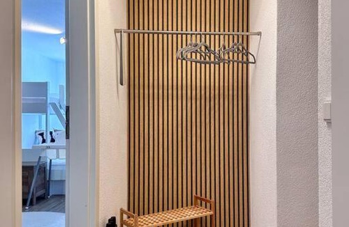 Stammheim-Mitte Apartment | Appartio: Geräumige, moderne Ferienwohnung für Gruppen/Familien