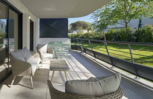 Valescure Apartment | Appartment Special Golf of Valescure for 4 people - Garage - Pool
