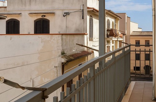 Le Castella Apartment | Appatamenti ABR Corso - Apartment with Balcony