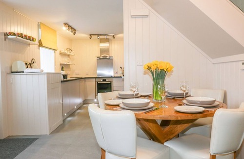 Crantock Cottage | Apple Barn