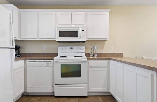 Clarkesville Apartment | Apple Mountain Resort | 2BR Scenic Escape