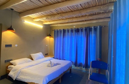 Uleytokpo Hotel | Apple Orchard Ule