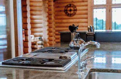 Banks County Cabin | Apple Pie Lodge - Modern Luxury