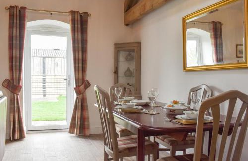 Middlewich House | Apple Tree Barn- Uk40791