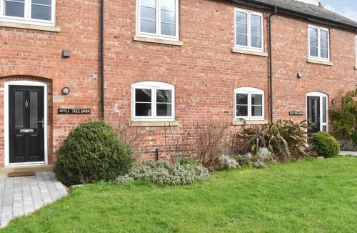 Middlewich House | Apple Tree Barn- Uk40791