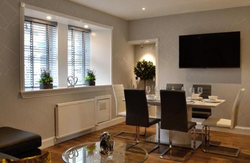 Dalry House | Apple Tree House