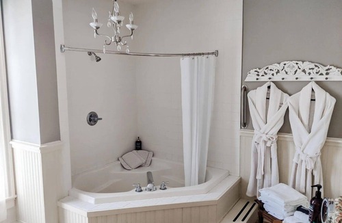 Waupaca Bed & Breakfast | Apple Tree Lane Bed & Breakfast