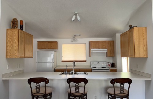 Jacksonville Cottage | Applegate Valley Peaceful Cottage