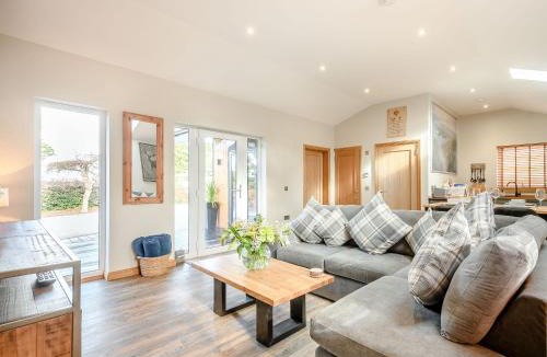 Ayr House | Appletree Lodge