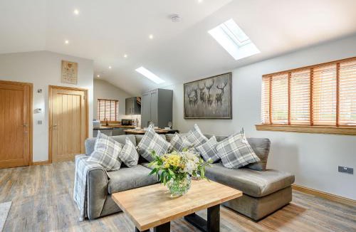 Ayr House | Appletree Lodge
