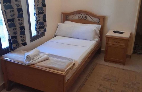 Abu Simbel Hotel | applicators hotel