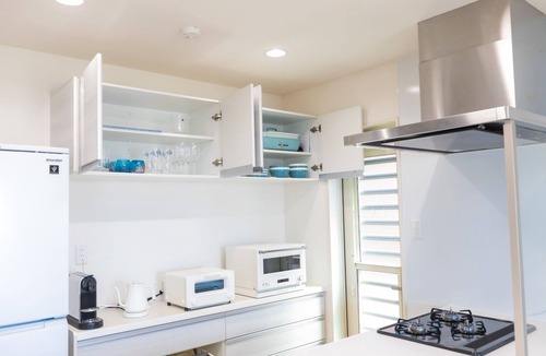 Taketomi-jima Taketomi-cho House | Approximately 10 minutes drive to downtown and airport! Stay" ⇨ "Live" "Another Home by the Sea" - Enjoy an extraordinary experience on Ishigaki Island and spend your time as you would in everyday life.