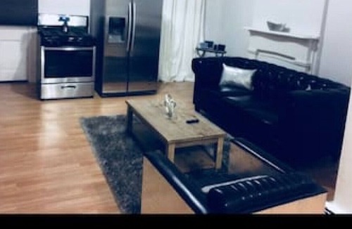CUF Apartment | Apt #1 · Clean and Large loft apt near UC and OTR