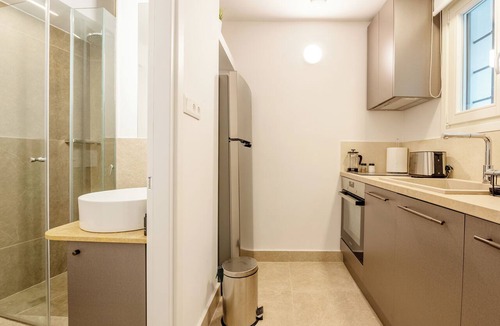 Plaka Hotel | Apt 5 ground floor studio with patio