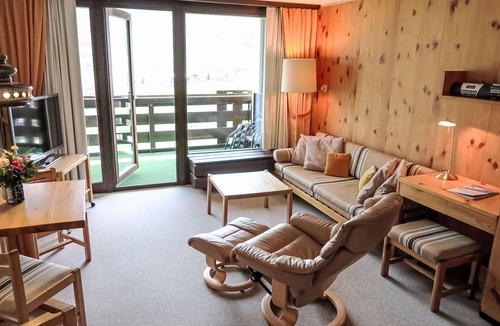 Acletta Apartment | Apt C 032 by Interhome
