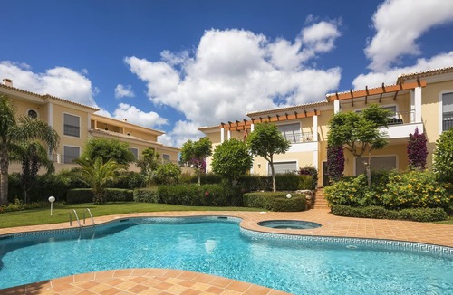 Porto de Mos Apartment | Apt. Del Rey, with pool, private garden & near the beach