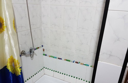 San Fernando Apartment | APT. ENGLISH FLOWER BEACH. 2 Wifi Free of 1Km of the Beach. Ten Minute Walk To Jumbo