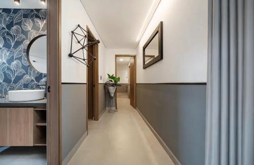 El Poblado Apartment | Apt in el Poblado, walkable area with parking 215