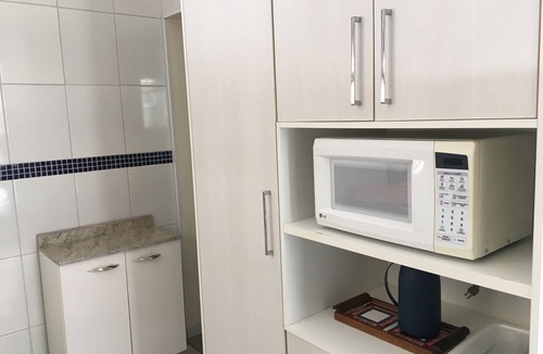 Peruibe Apartment | Apt. Praia do Centro, 200 m from the beach, near Feirinha