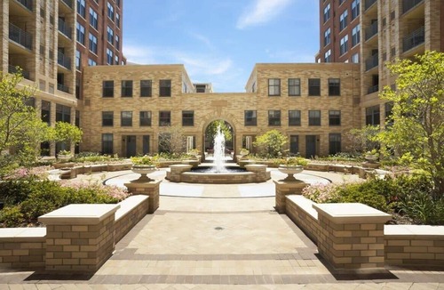 Aurora Highlands Apartment | Apt Steps from Metro | Near Pentagon City