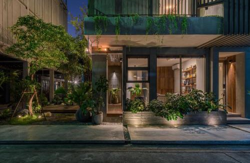 Hua Lamphong Apartment | APT476