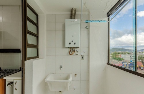 Chacara das Pedras Apartment | Apto 2 Quartos c/Churrasq. e Garagem ROY0401