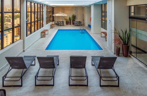 Matriz Apartment | Apto Batel dentro do Hotel com Vaga e Piscina