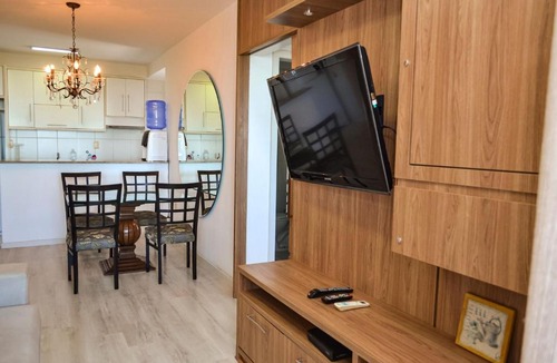 Costeira do Pirajubae Apartment | Apto c vista do mar e churrasq em Florianopolis SC