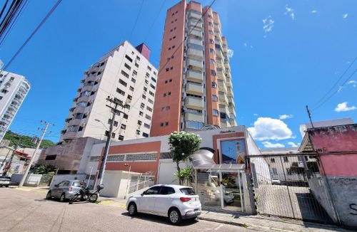 Centro Apartment | Apto Centro Floripa Com Ar Cond Piscina Garagem e Academia
