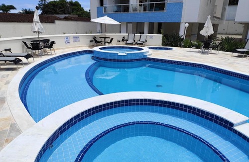 Praia da Enseada Apartment | Apto com ar-cond e piscina a 100m mar praia da Enseada