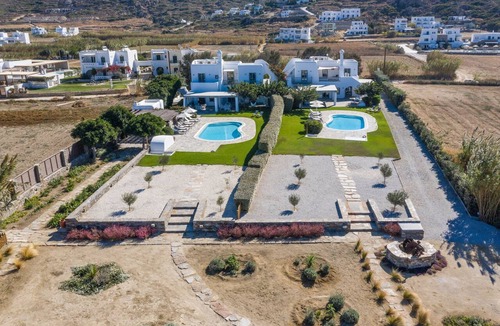 Maragas Villa | Aqua Breeze Villas Naxos