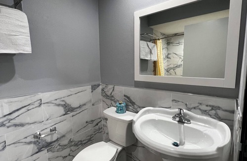 El Monte Hotel | Aqua Inn Motel