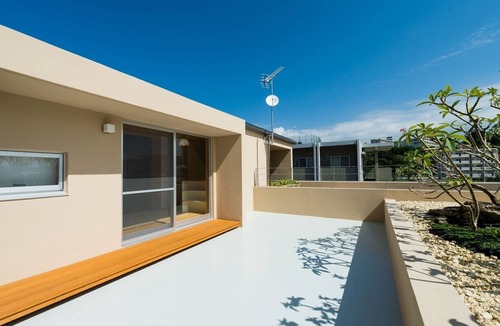 Kuwae Apartment | Aqua Palace Chatan by Coldio Premium